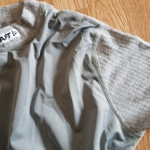 CRAFT Gray Crewneck Front Wind Panel Performance Base Layer Shirt - Women's S - Picture 11 of 11